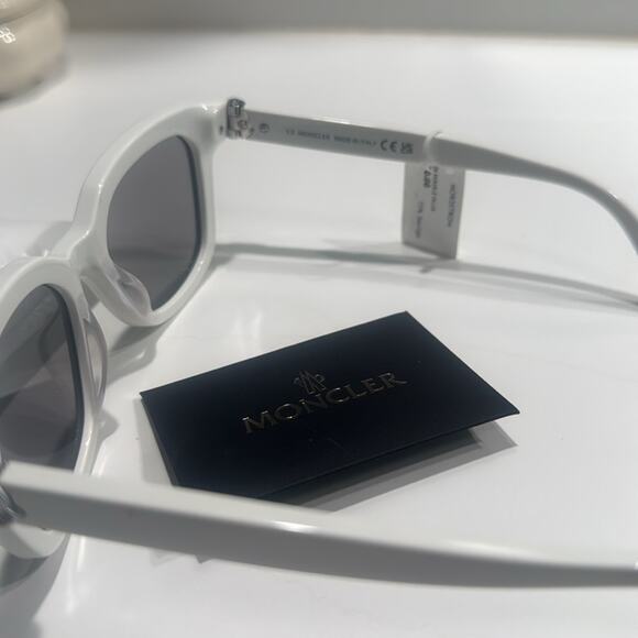 Moncler Audree 50mm Square Sunglasses White